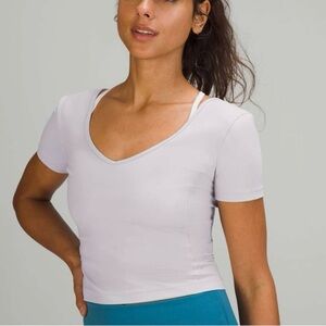 Lululemon Align T-Shirt Cropped Yoga Pilates Sport - Chrome (Size 6)
NWOT